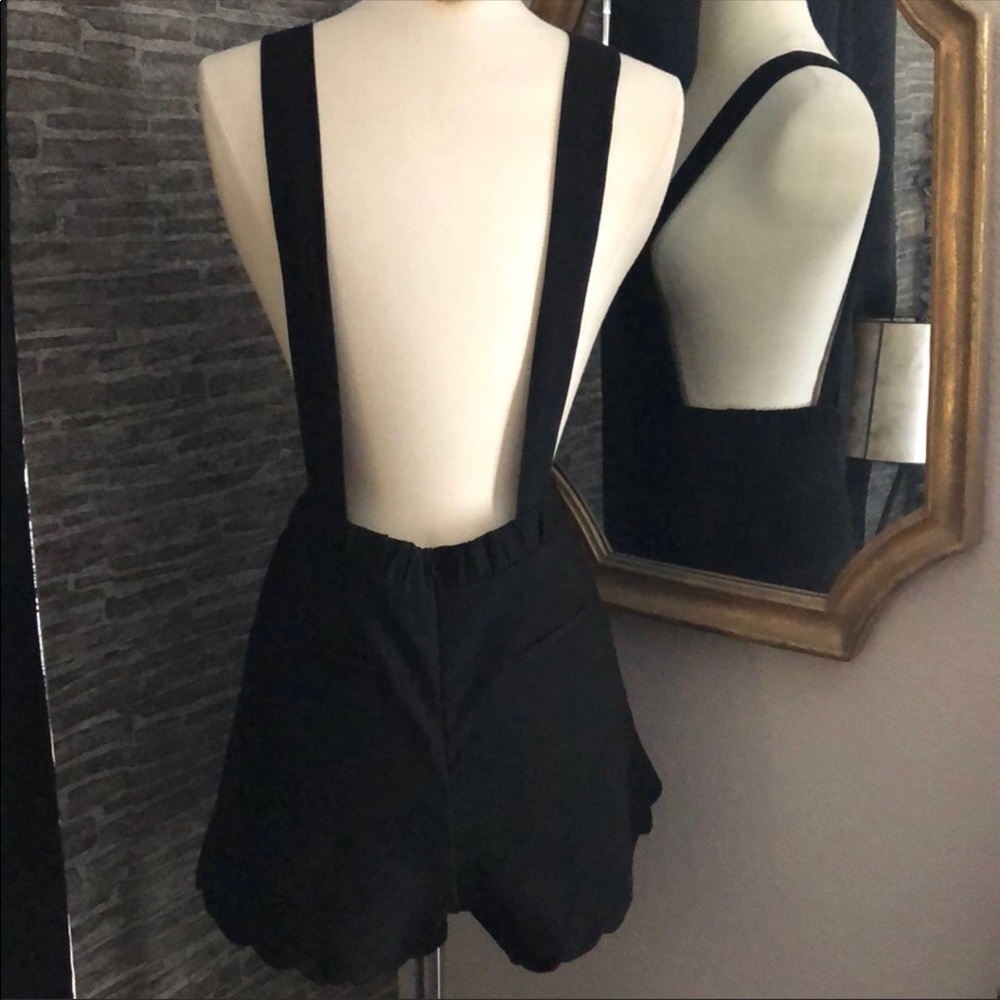 LF Millau Black Shortall w/ scalloped hem - Picture 6 of 6